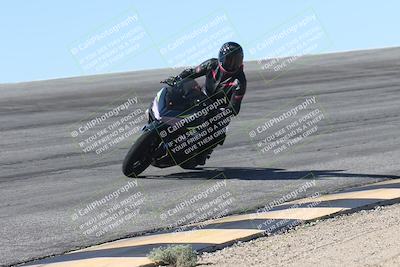 media/Oct-13-2025-Moto Forza (Mon) [[a66d839500]]/4-C Group/Session 2 (Bowl)/